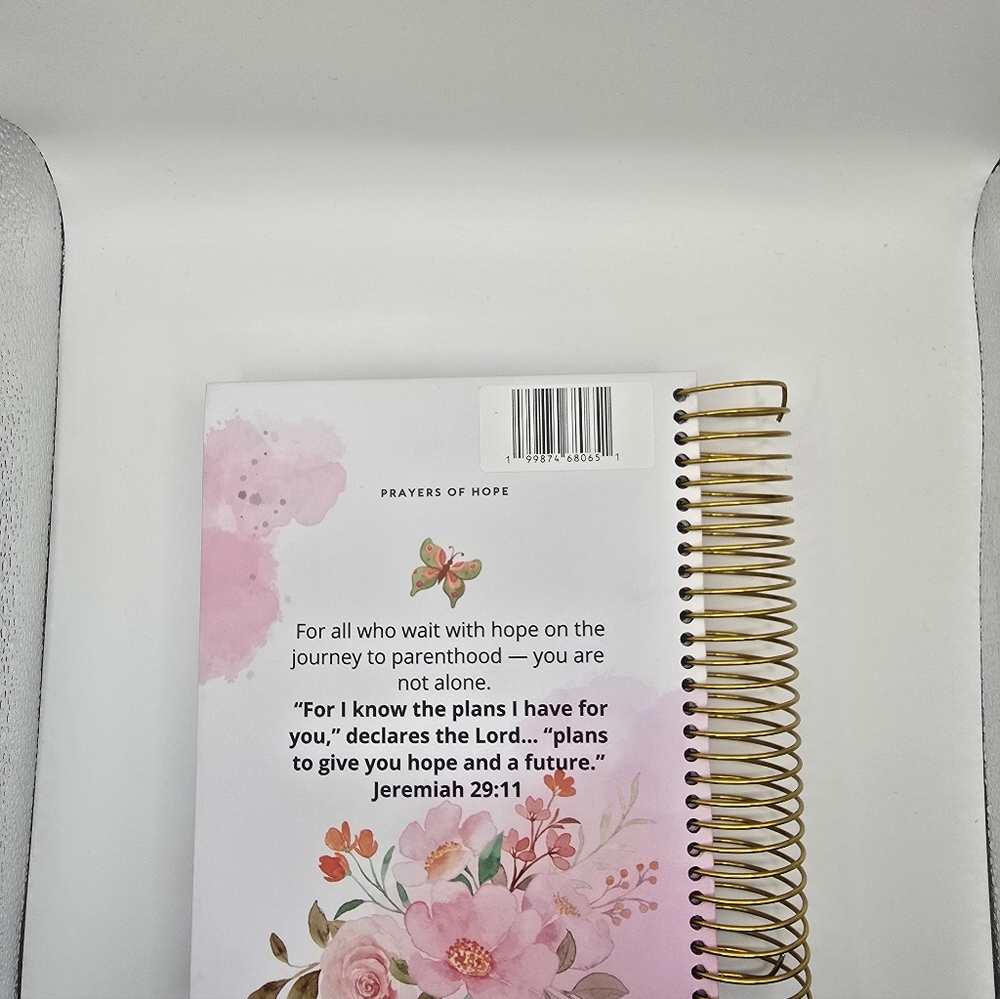 Prayers of Hope Floral Spiral Non-Dated Journal/Calendar  Bundle - Picture 9 of 13